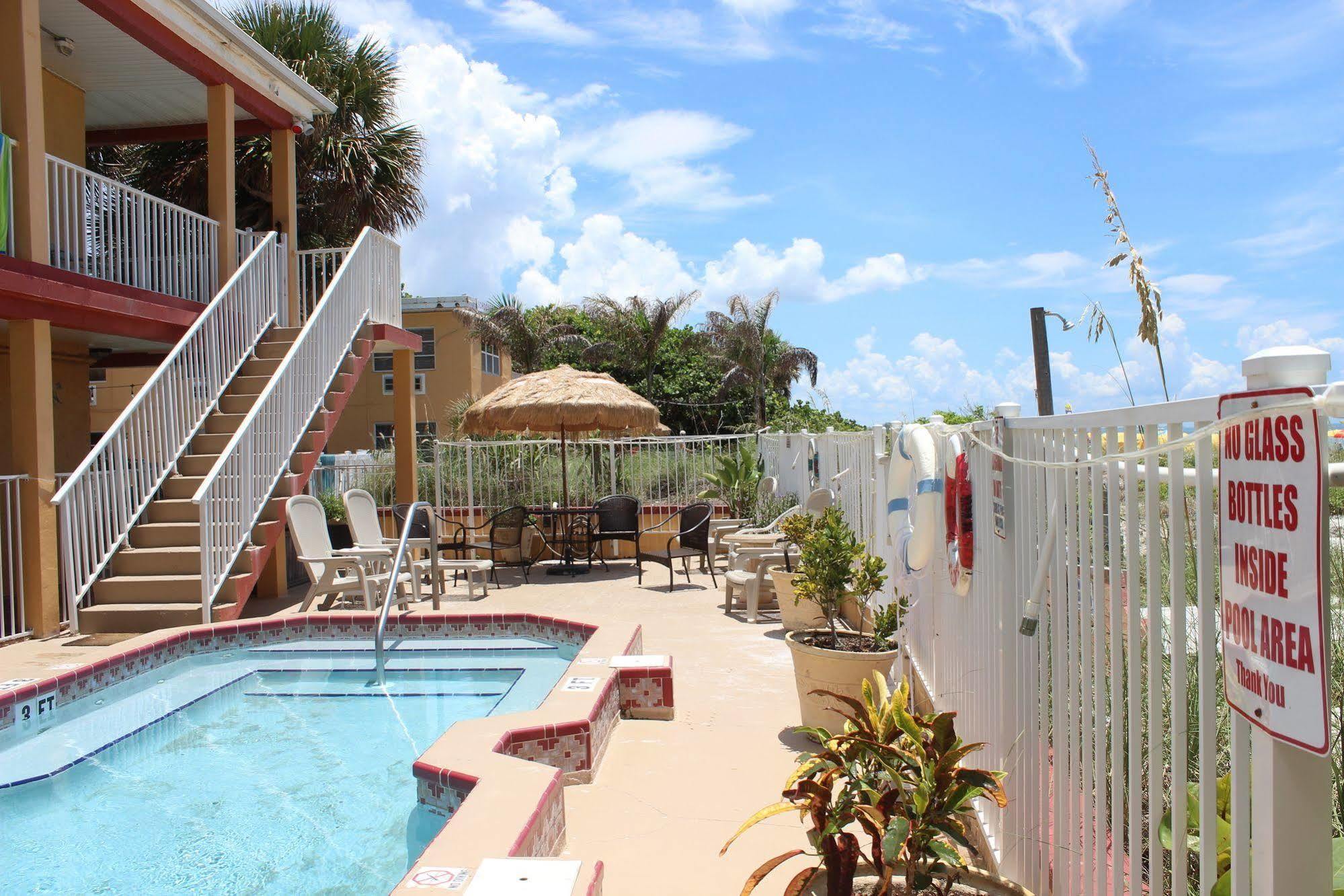 Schooner Hotel St. Pete Beach Eksteriør billede